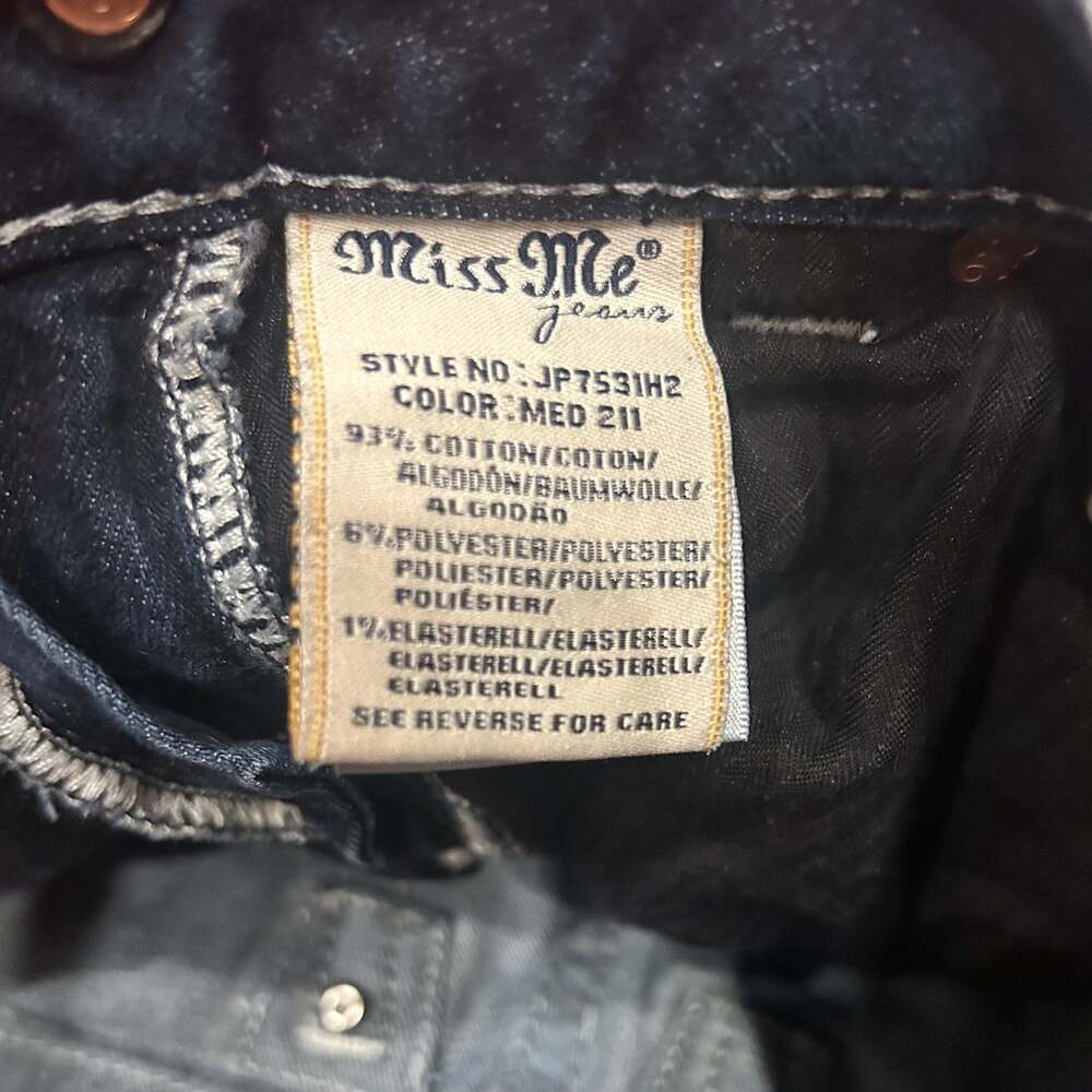 Buckle Miss Me Jeans "Destroyed Stars & - Picture 6 of 11